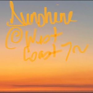 Step into the light with a lil’ something new! To feel a new you~ ☀️🛍